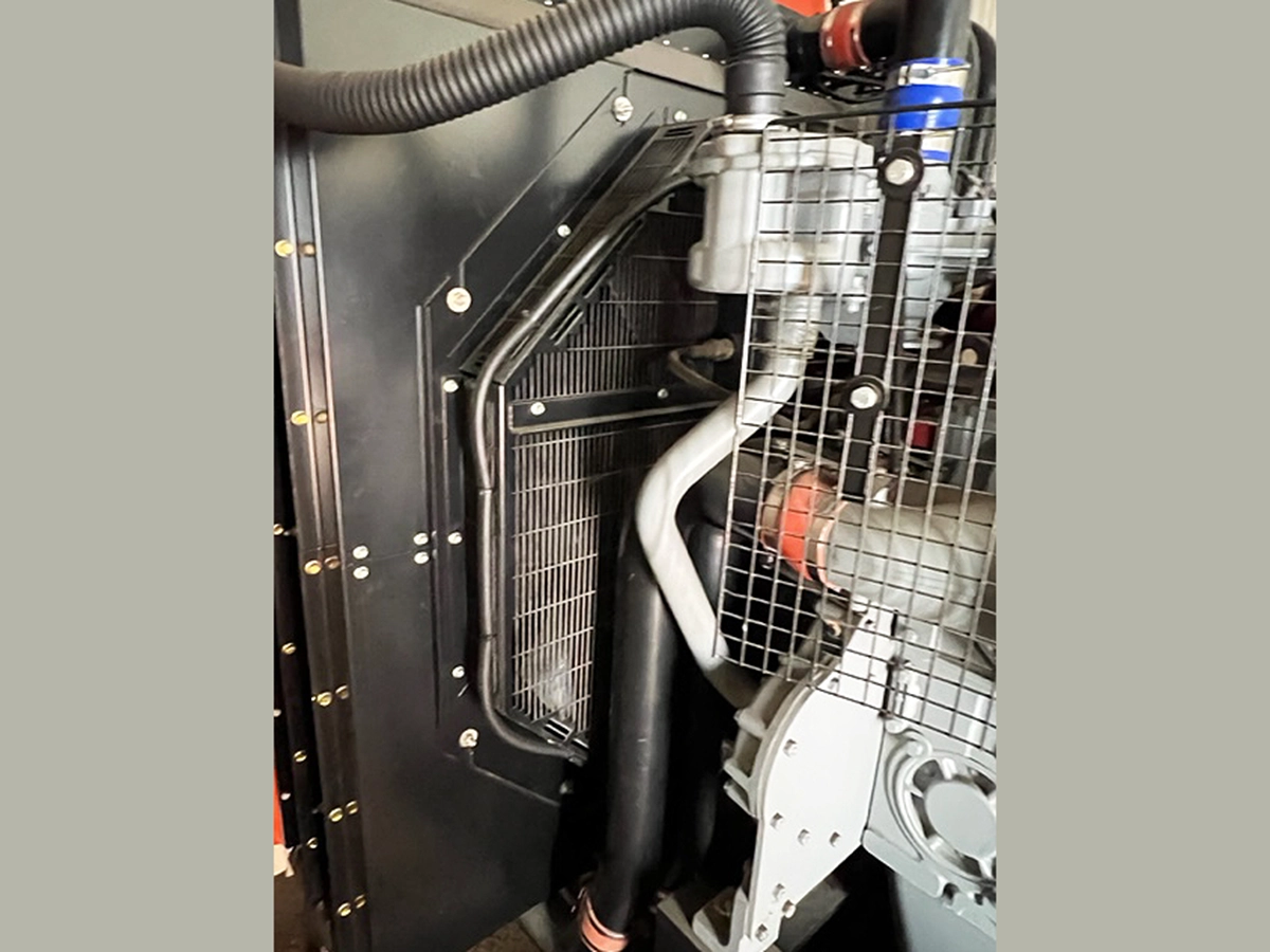 Used Perkins 880kVA 704kW Diesel Generator XP8509