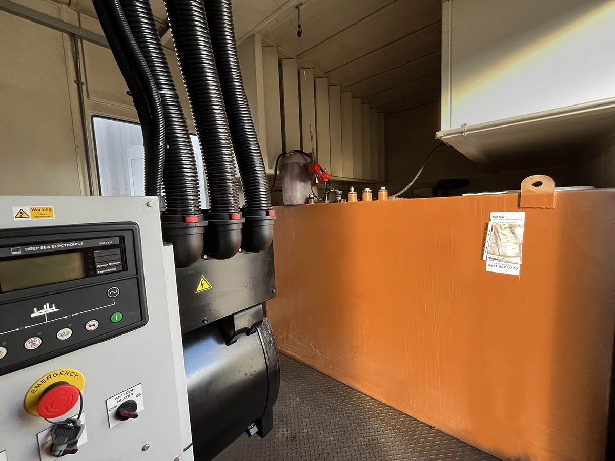 Used Perkins 880kVA 704kW Diesel Generator XP8509