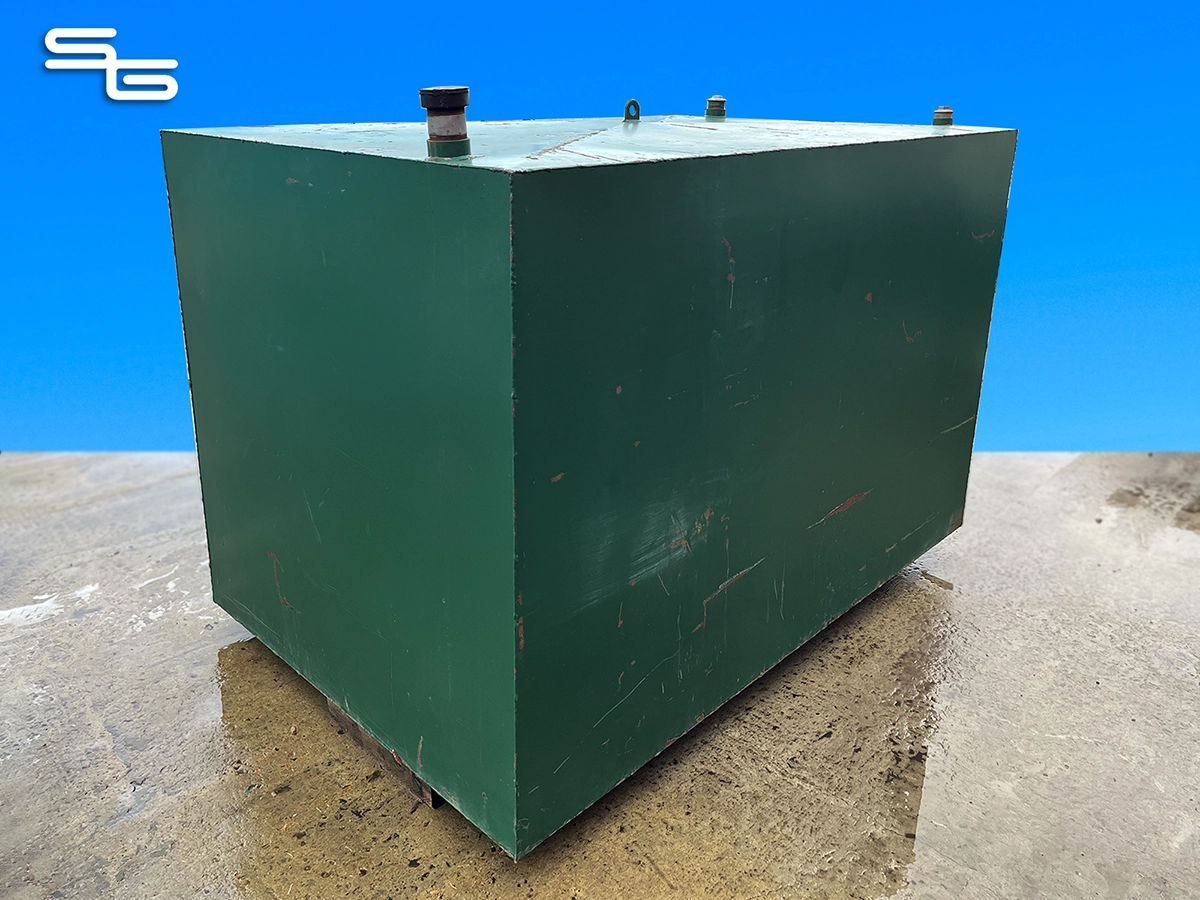 New Old Stock 2,740 Litre Diesel Fuel Tank - Stuart Group Ltd