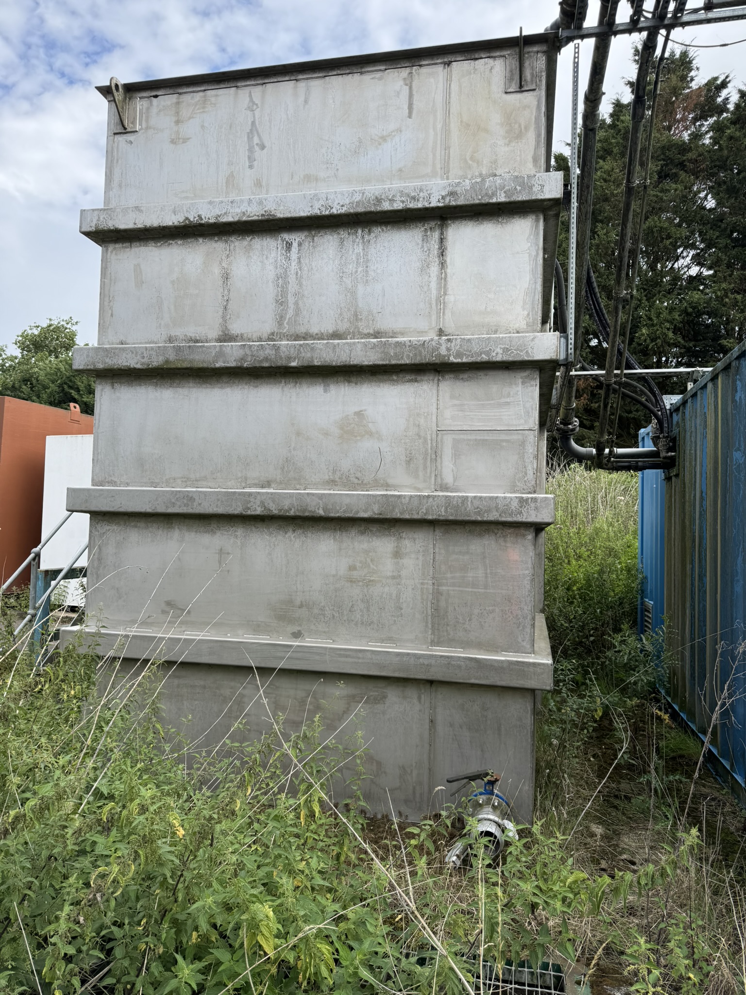 Gill Tank Filter System