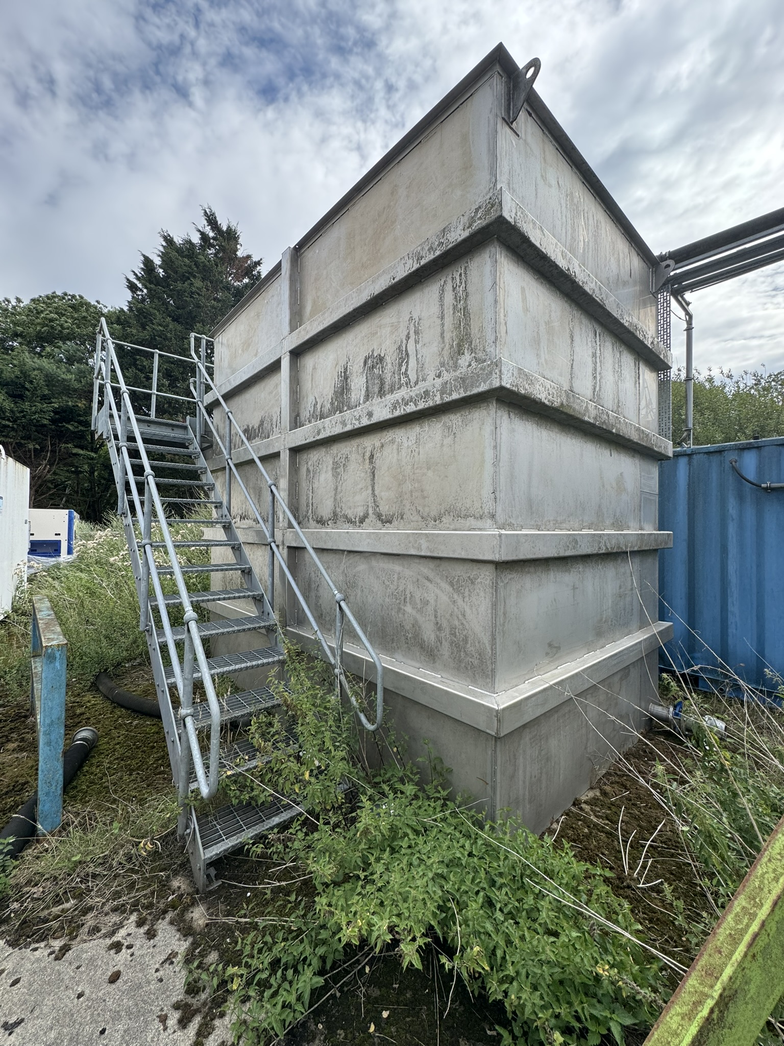 Gill Tank Filter System