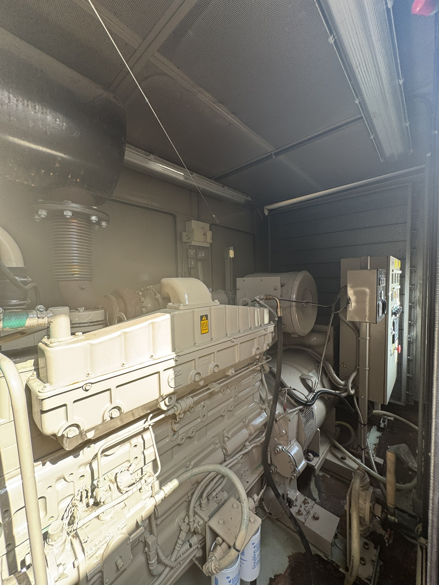 Used Aries Cummins 385kVA 308kW Diesel Generator XP400061