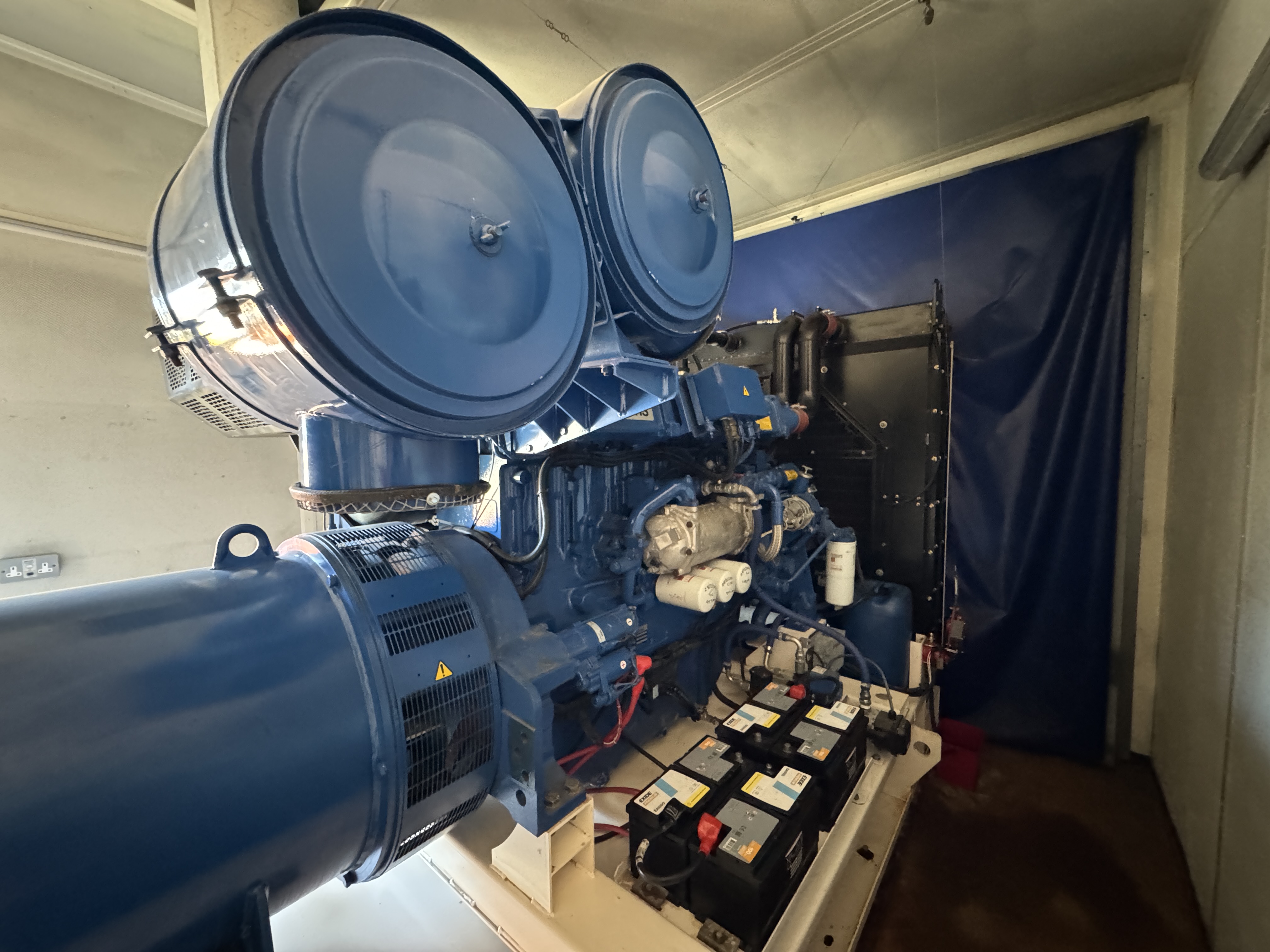 Used FG Wilson Perkins 900kVA 720kW Diesel Generator XP85010