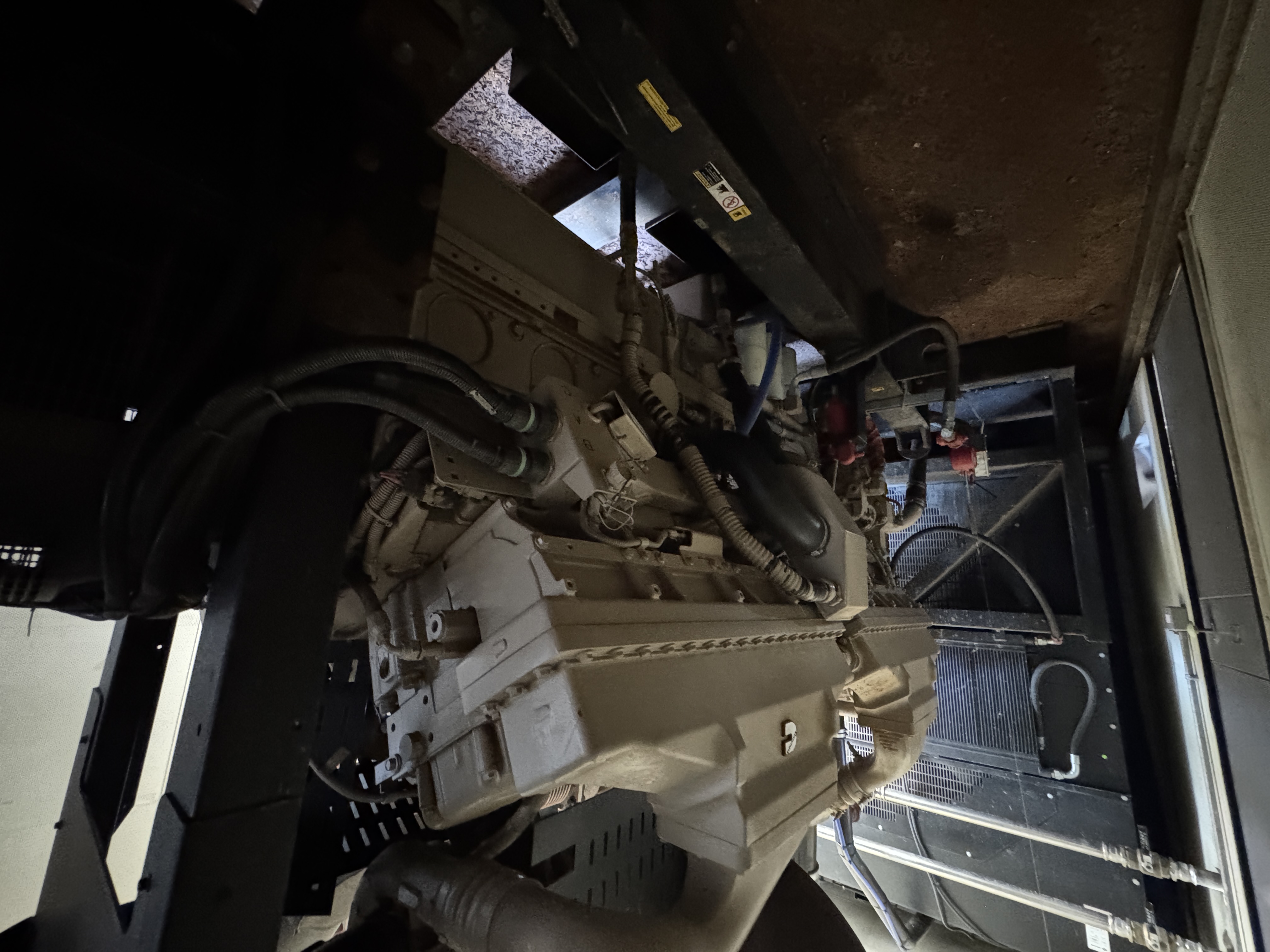 Used AKSA Cummins 2250kVA 1800kW Diesel Generator XP22505