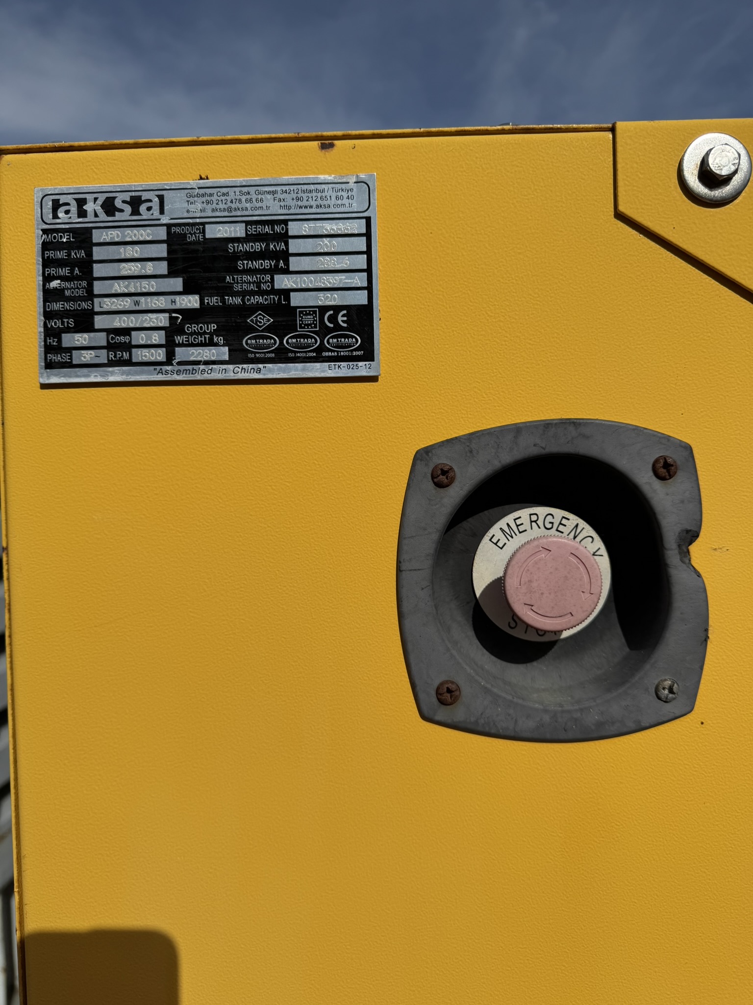 Used AKSA Cummins 200kVA 160kW Diesel Generator XP20011