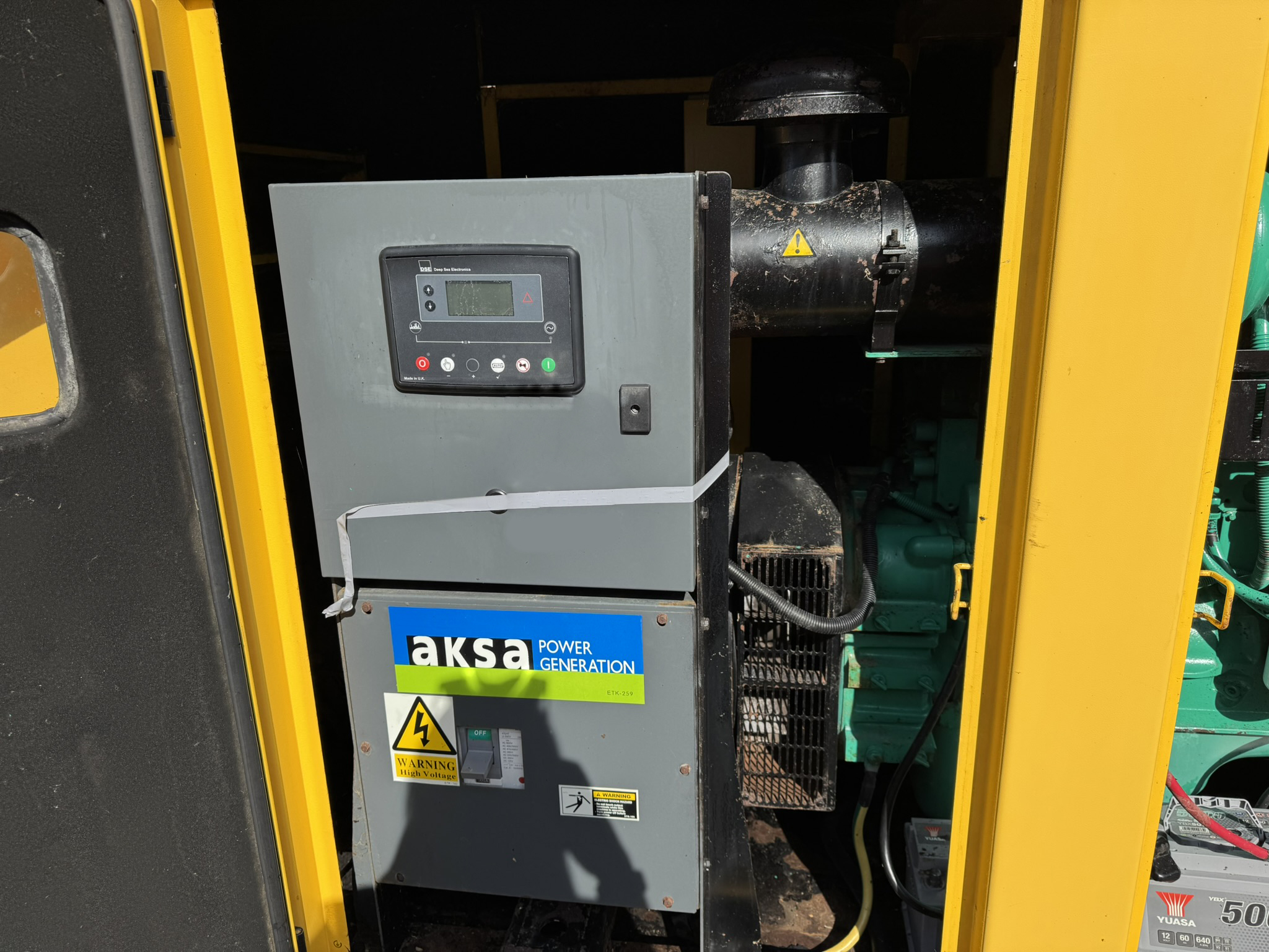 Used AKSA Cummins 200kVA 160kW Diesel Generator XP20011