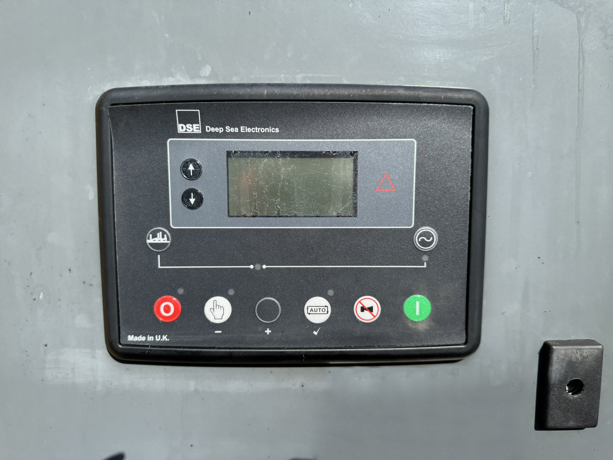 Used AKSA Cummins 200kVA 160kW Diesel Generator XP20011