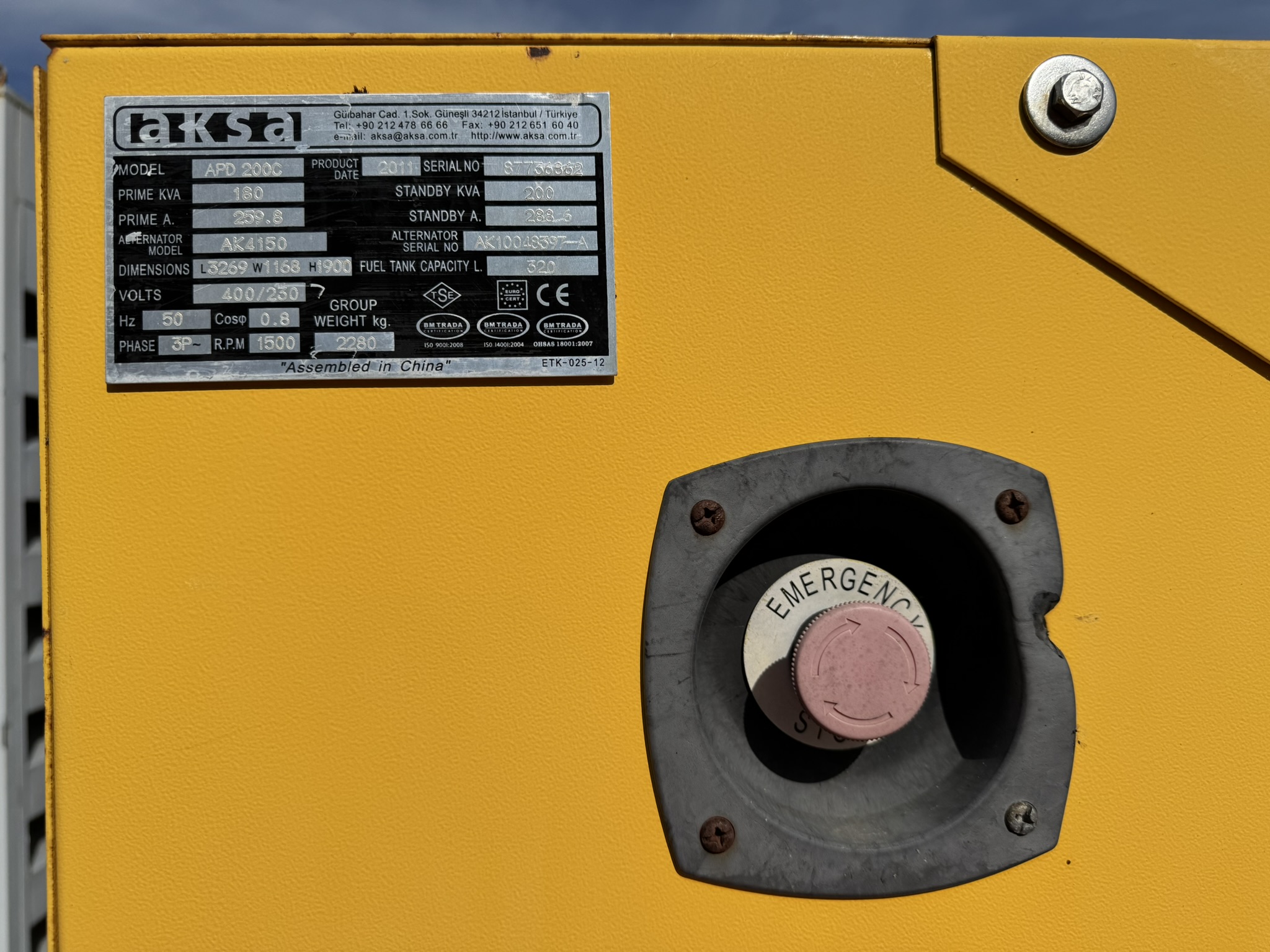 Used AKSA Cummins 200kVA 160kW Diesel Generator XP20011