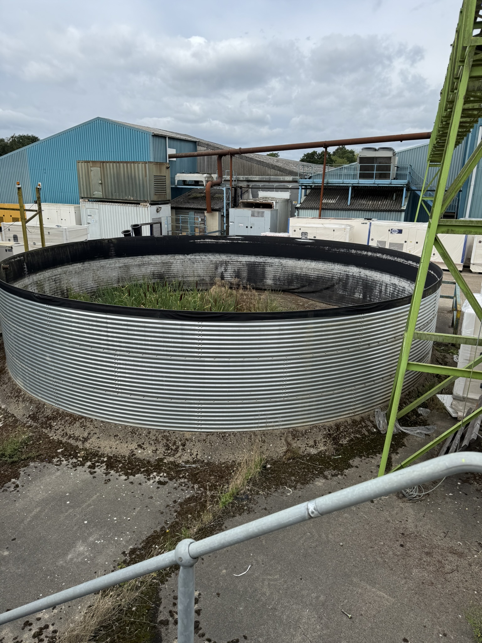 Used Galvanised Water Tank