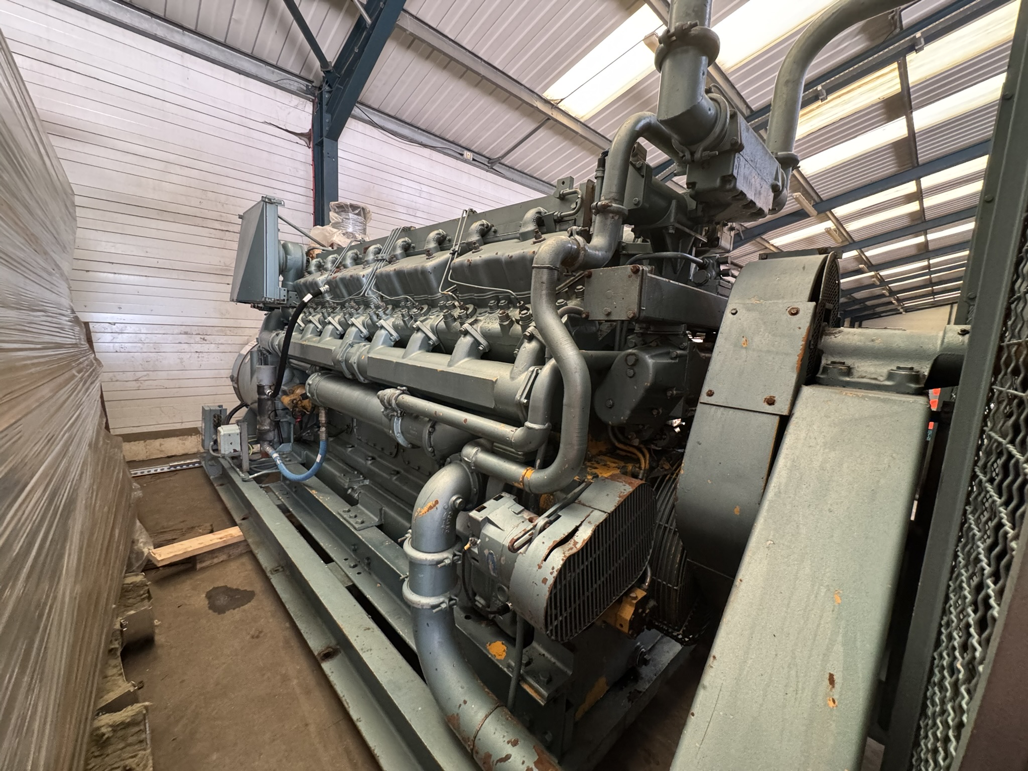 Used Dawson Keith Caterpillar 900kVA 720kW Diesel Generator XP9008