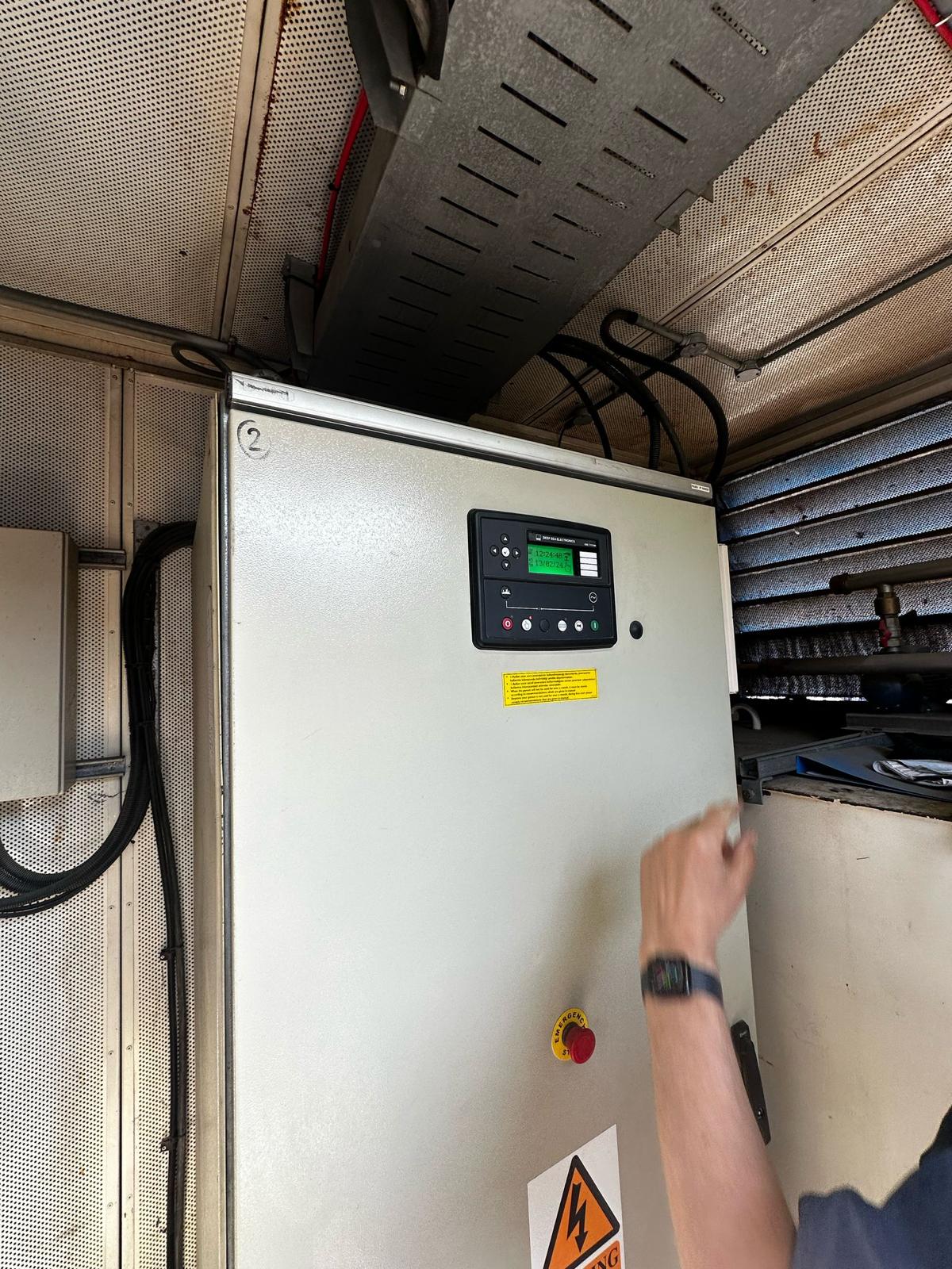 Used AKSA Cummins 2250kVA 1800kW Diesel Generator XP22509