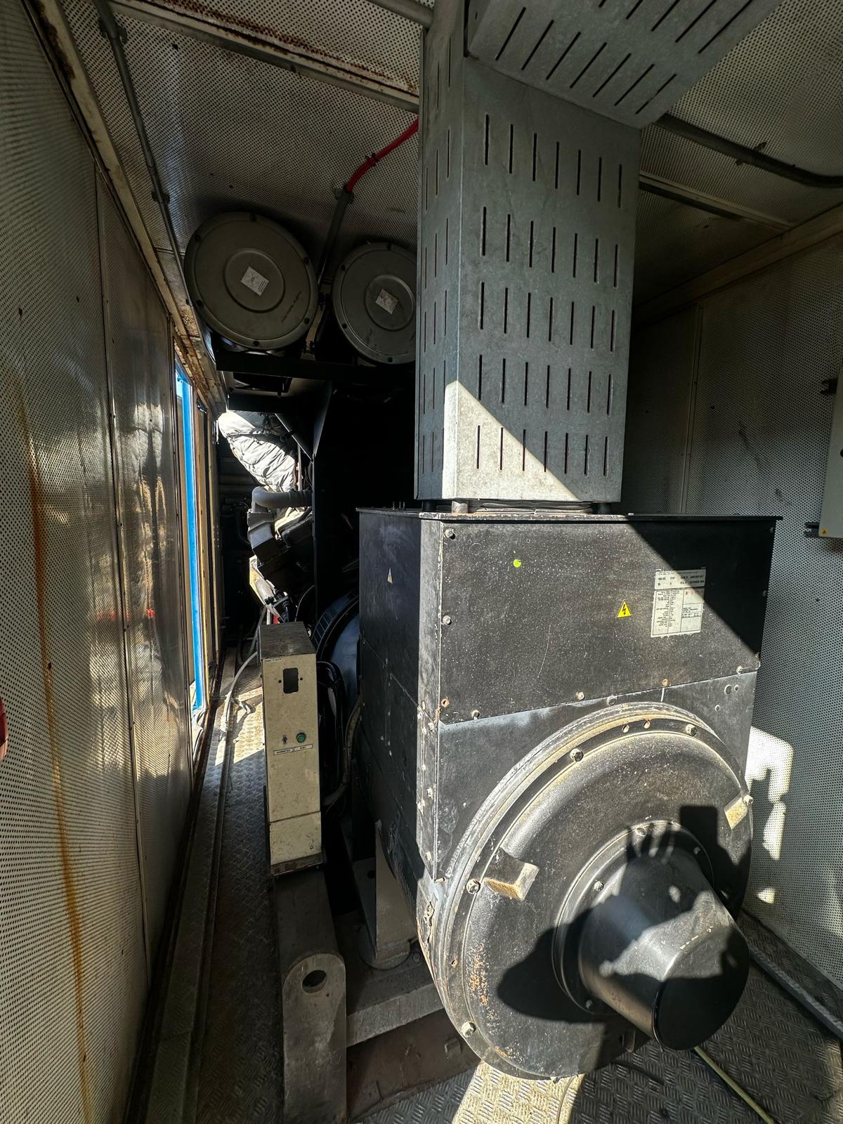 Used AKSA Cummins 2250kVA 1800kW Diesel Generator XP22509