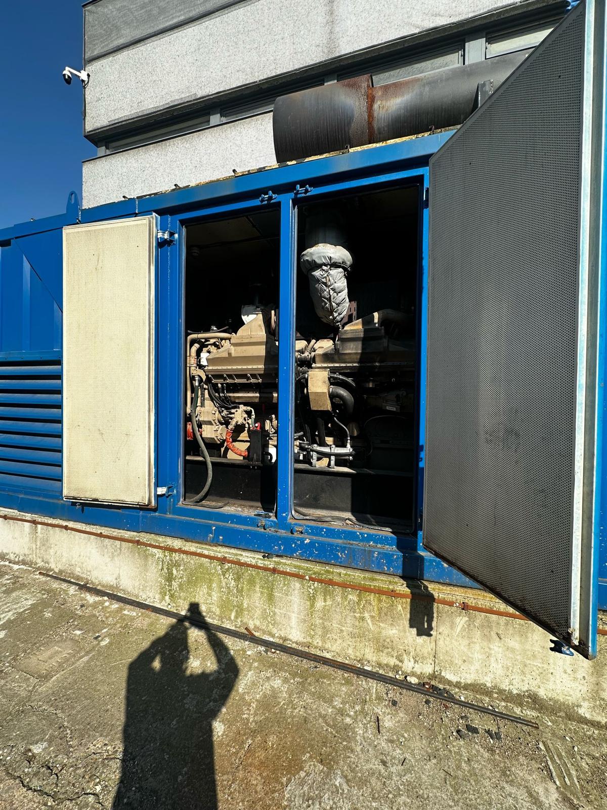 Used AKSA Cummins 2250kVA 1800kW Diesel Generator XP22509