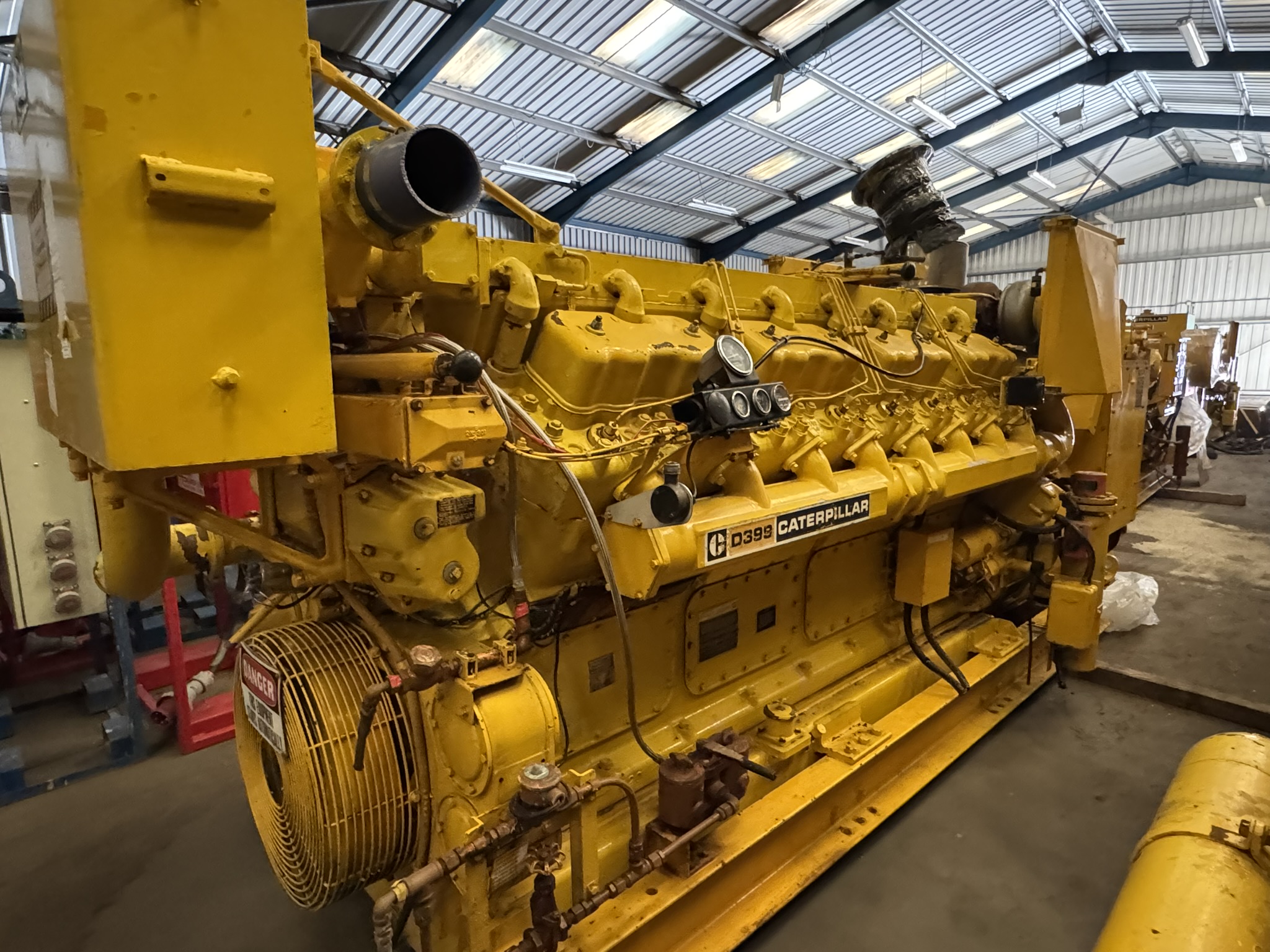 Used Caterpillar 938kVA 750kW Diesel Generator XP9007