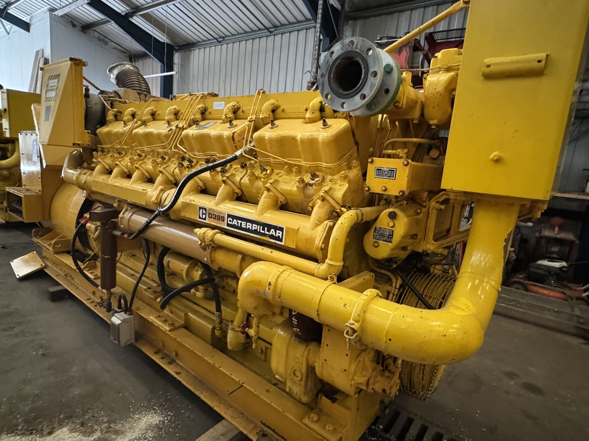 Used Caterpillar 938kVA 750kW Diesel Generator XP9003