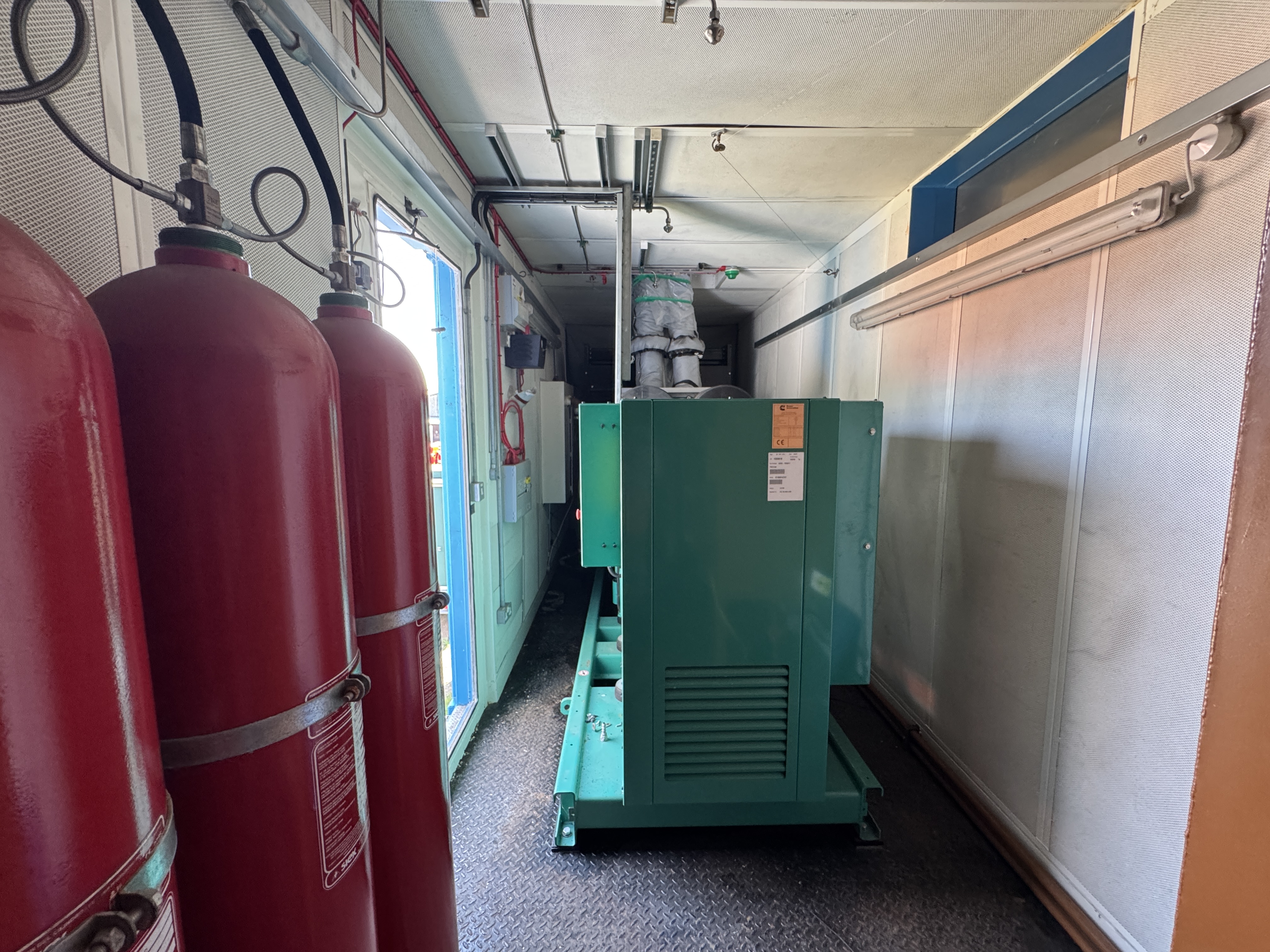 Used Cummins 706kVA 565kW Diesel Generator XP70019