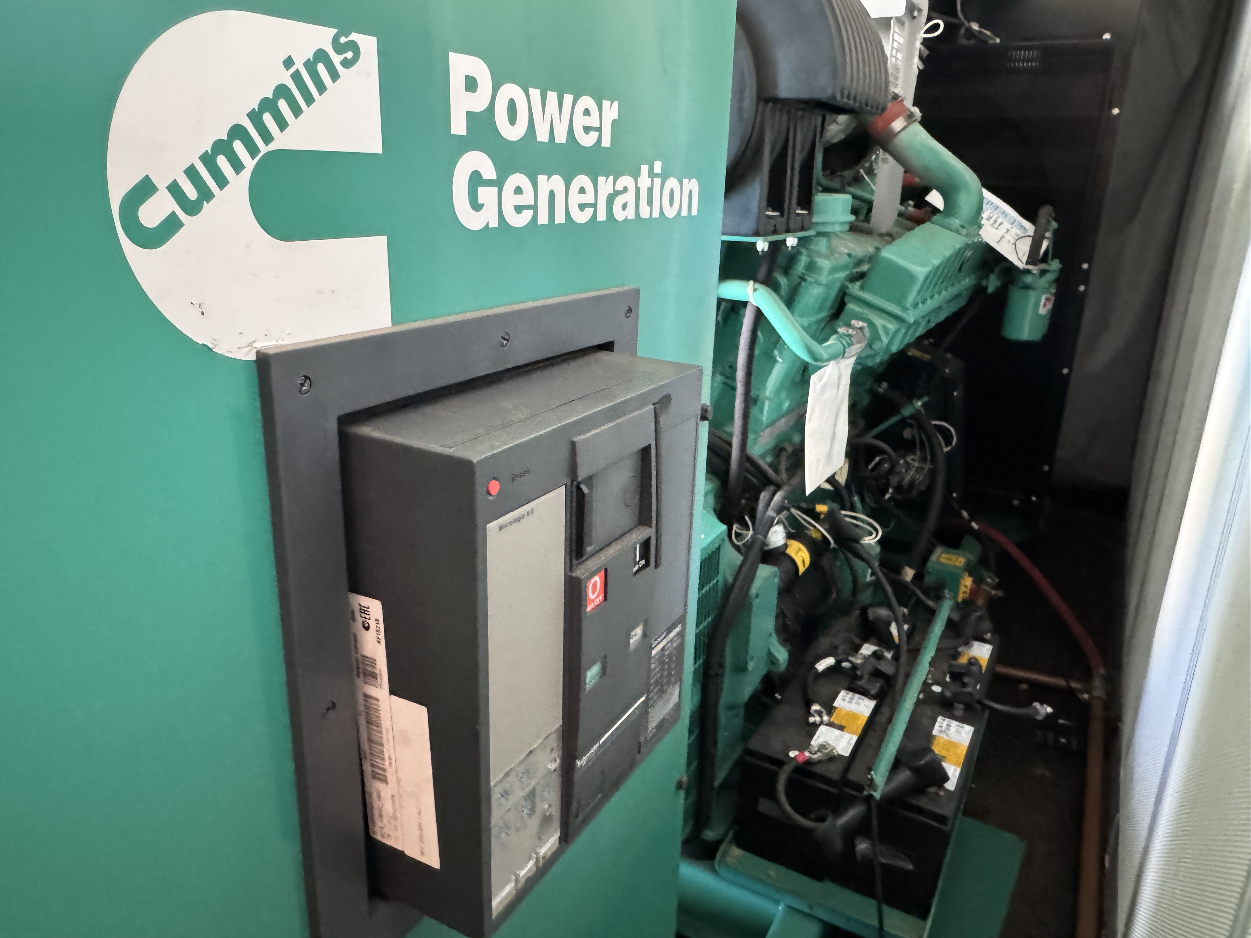 Used Cummins 706kVA 565kW Diesel Generator XP70019