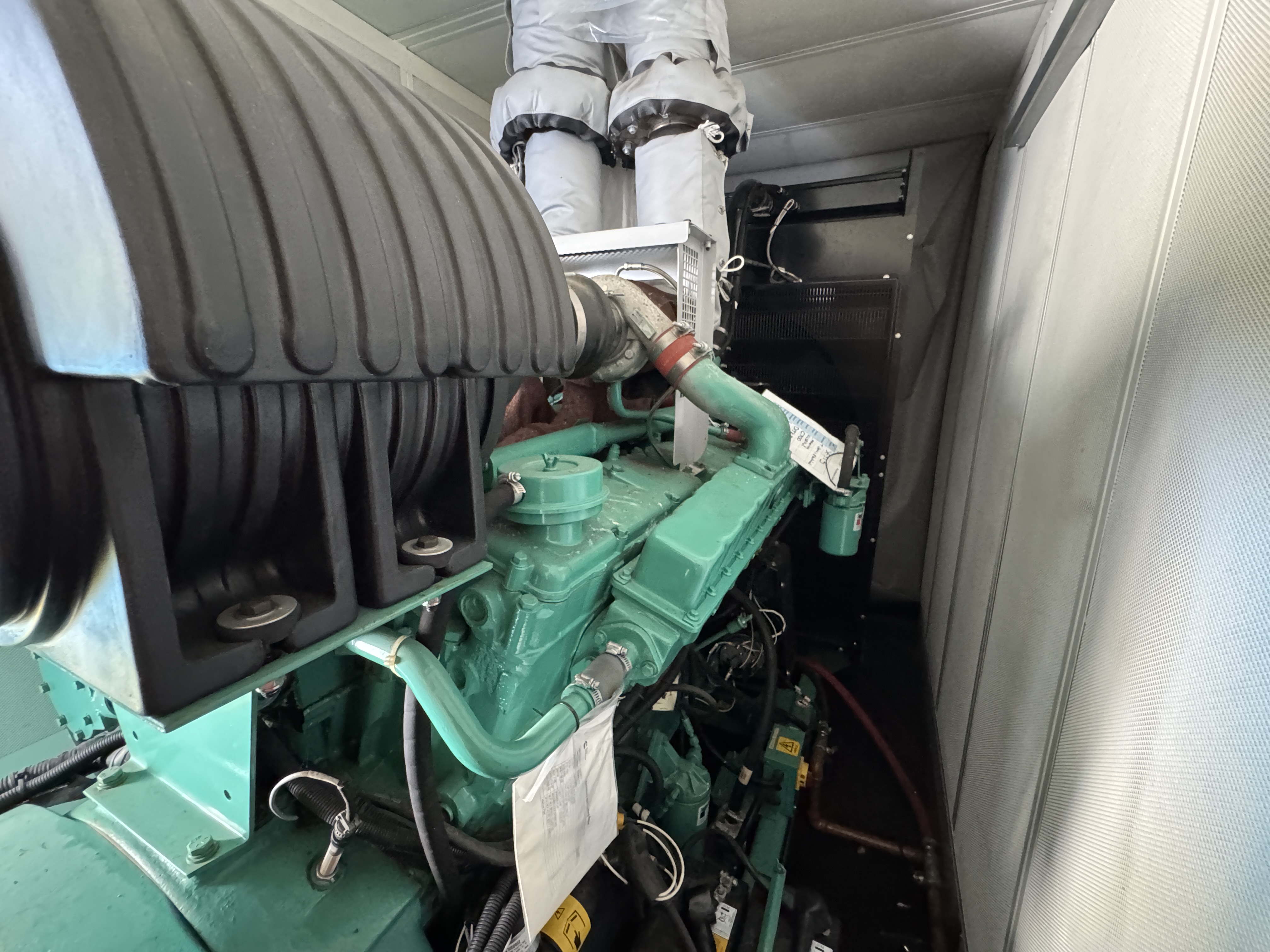 Used Cummins 706kVA 565kW Diesel Generator XP70019