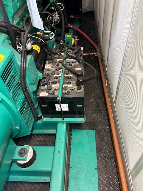 Used Cummins 706kVA 565kW Diesel Generator XP70019