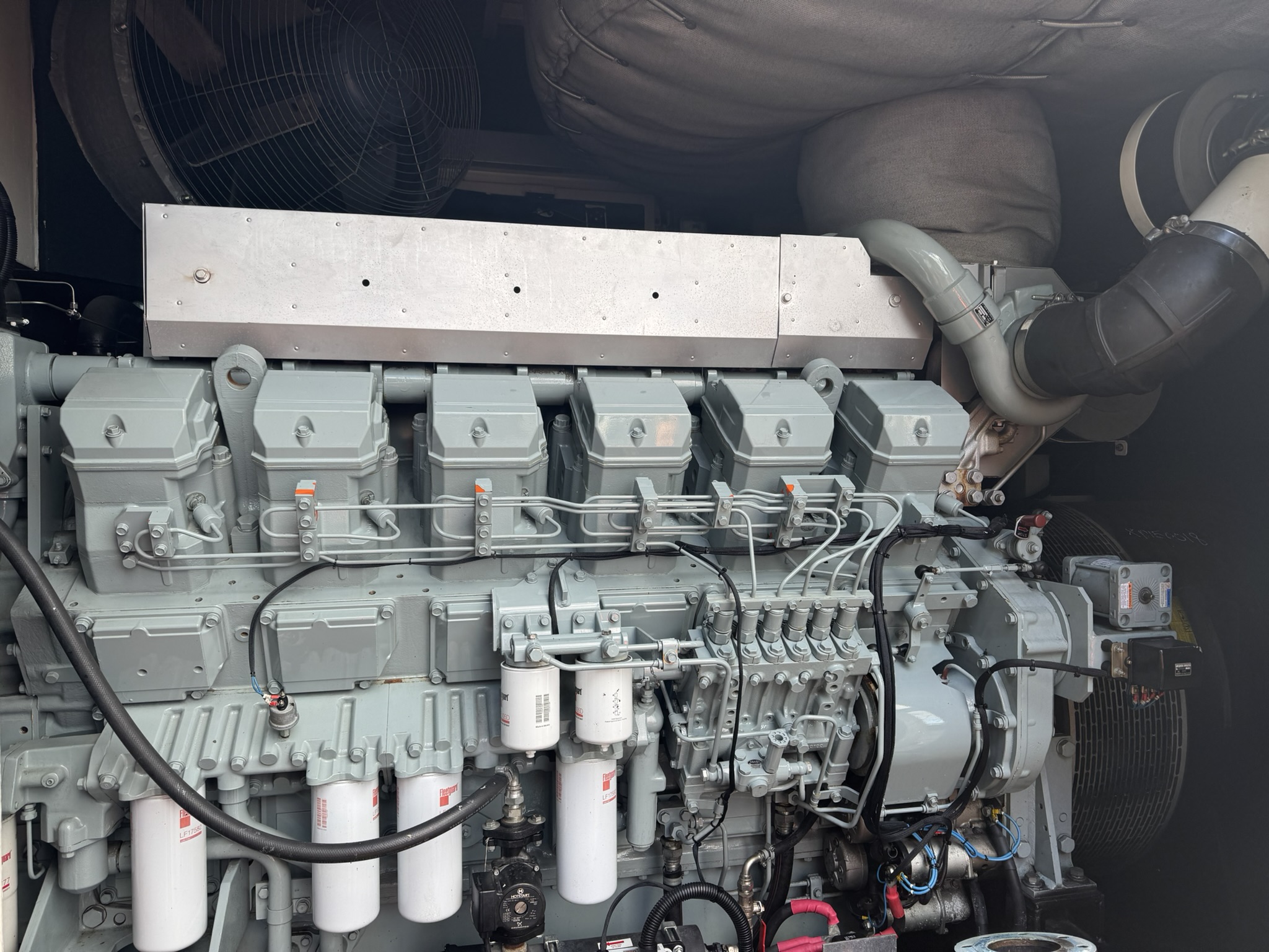 Used Mitsubishi 1650 kVA 1320 kW Diesel Generator XP150018