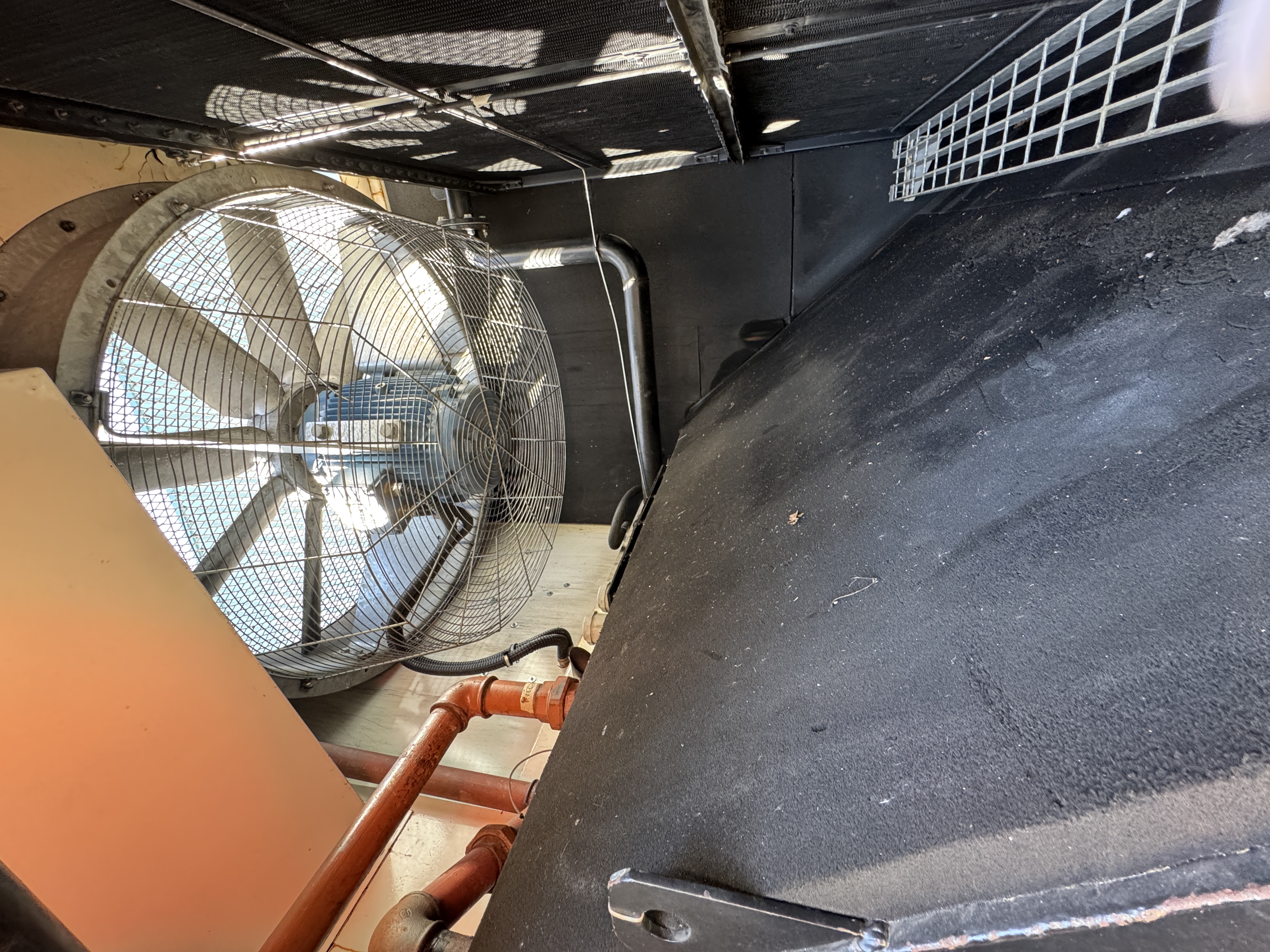 Used Mitsubishi 1650 kVA 1320 kW Diesel Generator XP150018