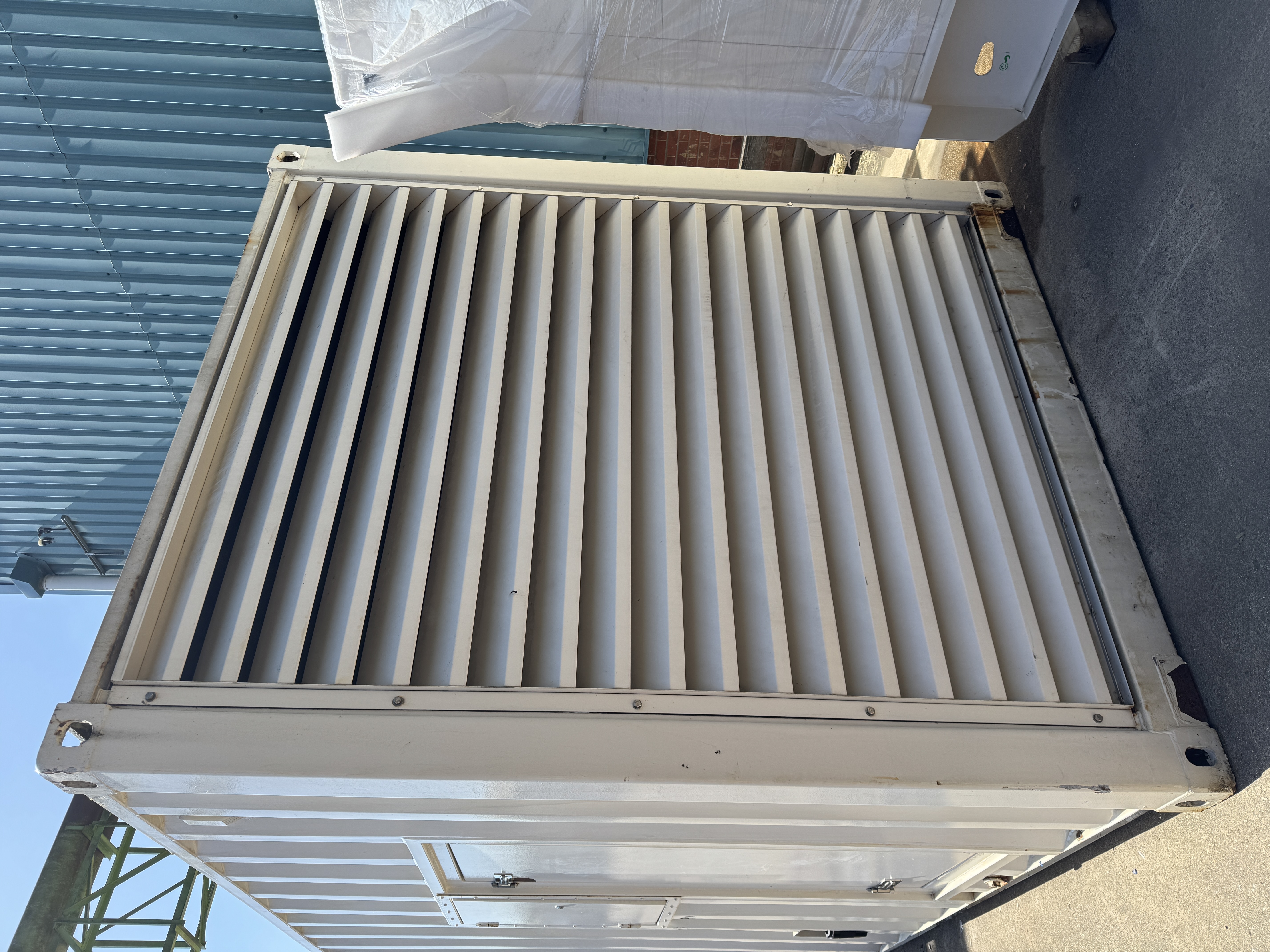 Used Mitsubishi 1650 kVA 1320 kW Diesel Generator XP150018