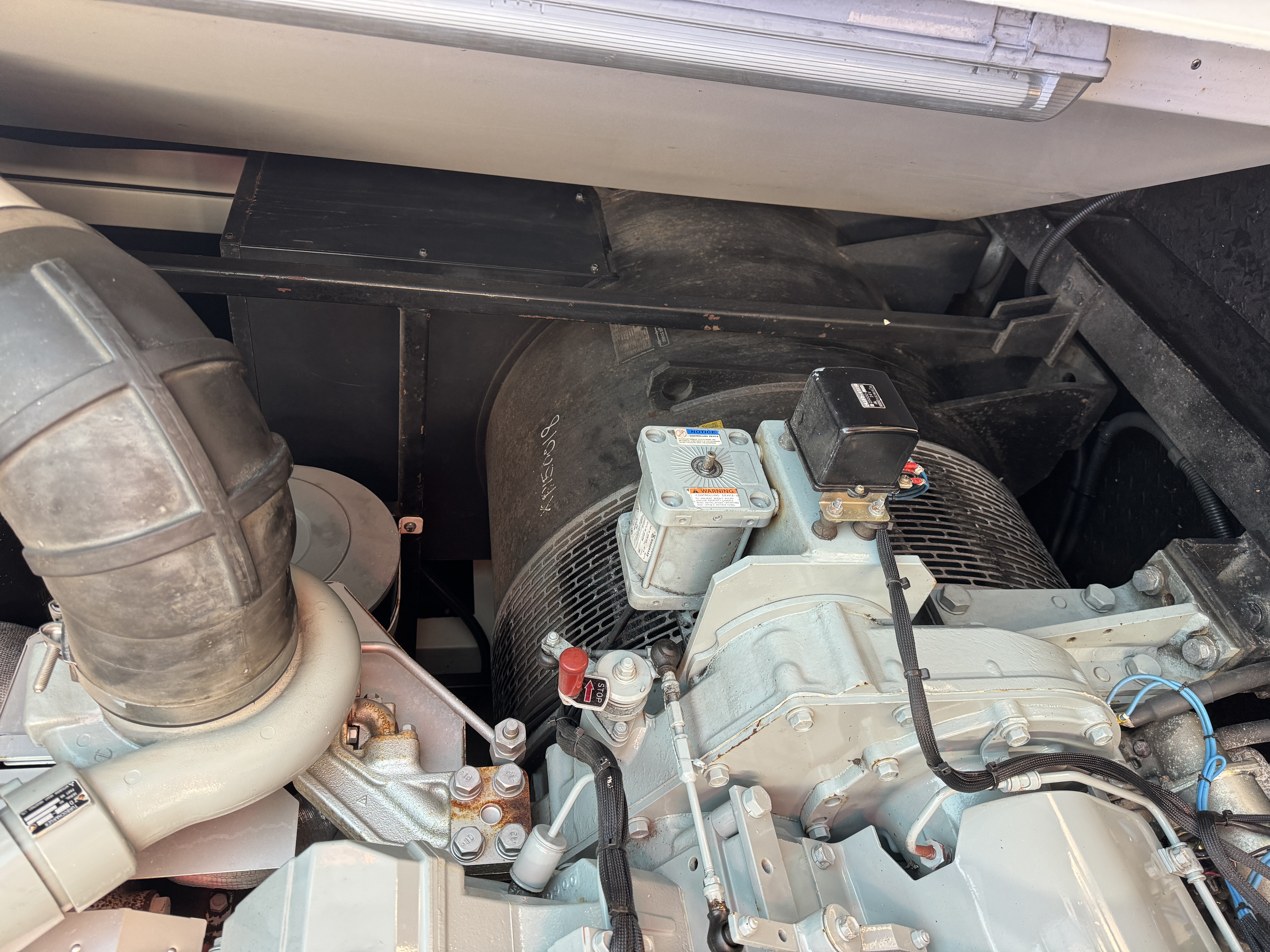 Used Mitsubishi 1650 kVA 1320 kW Diesel Generator XP150018