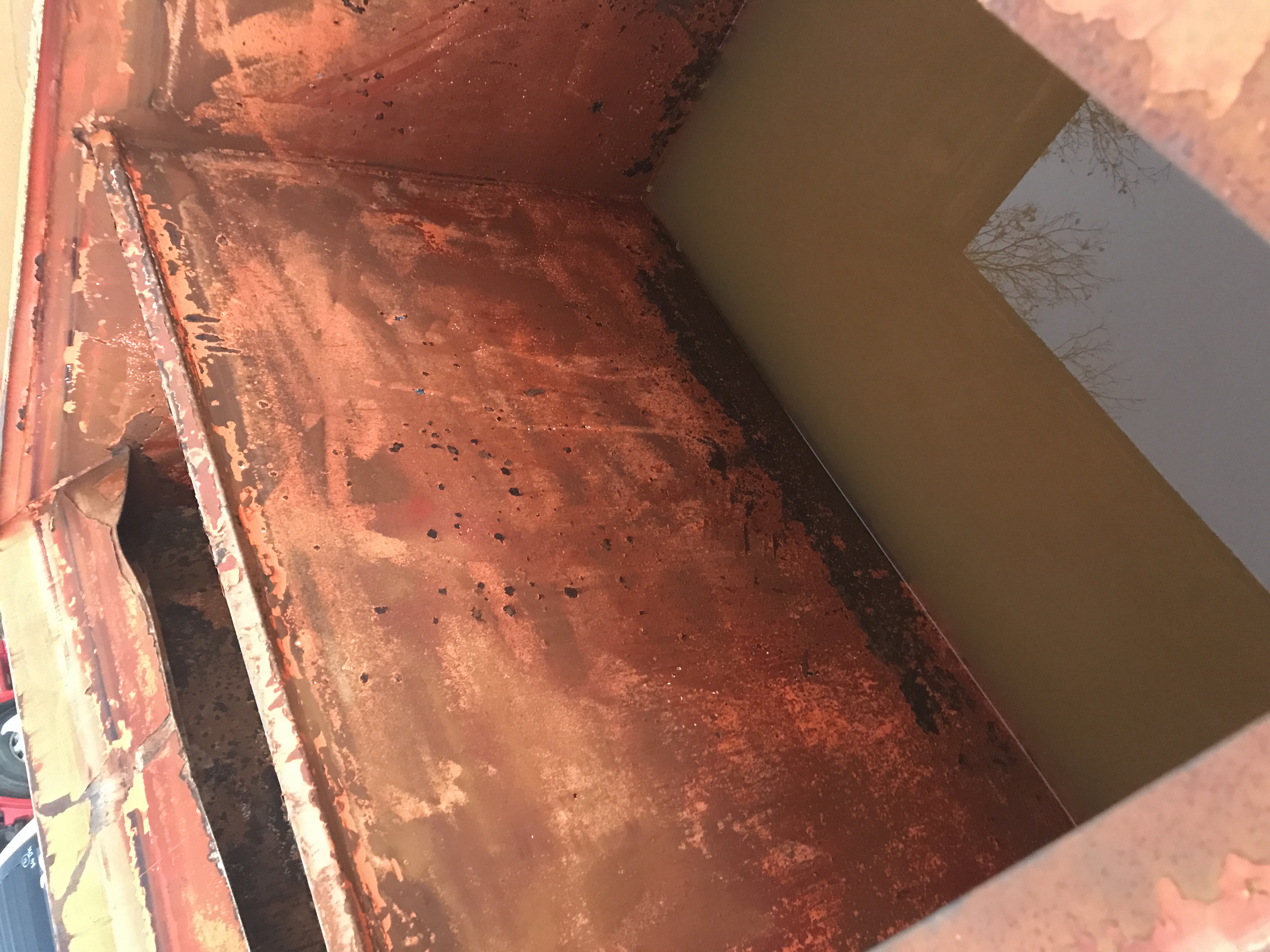 Used Settlement Tank