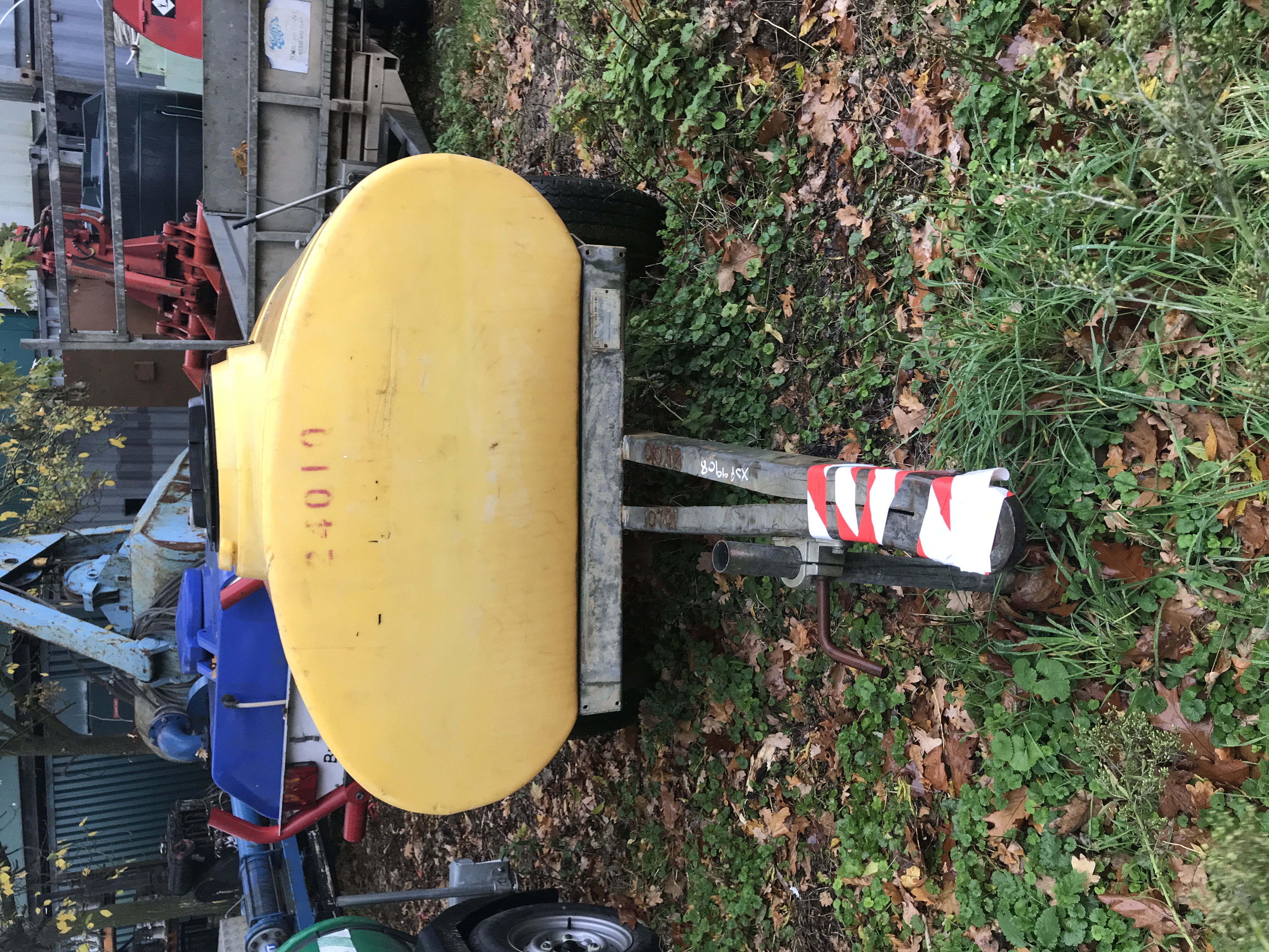 Used 1,000 l Water Bowser