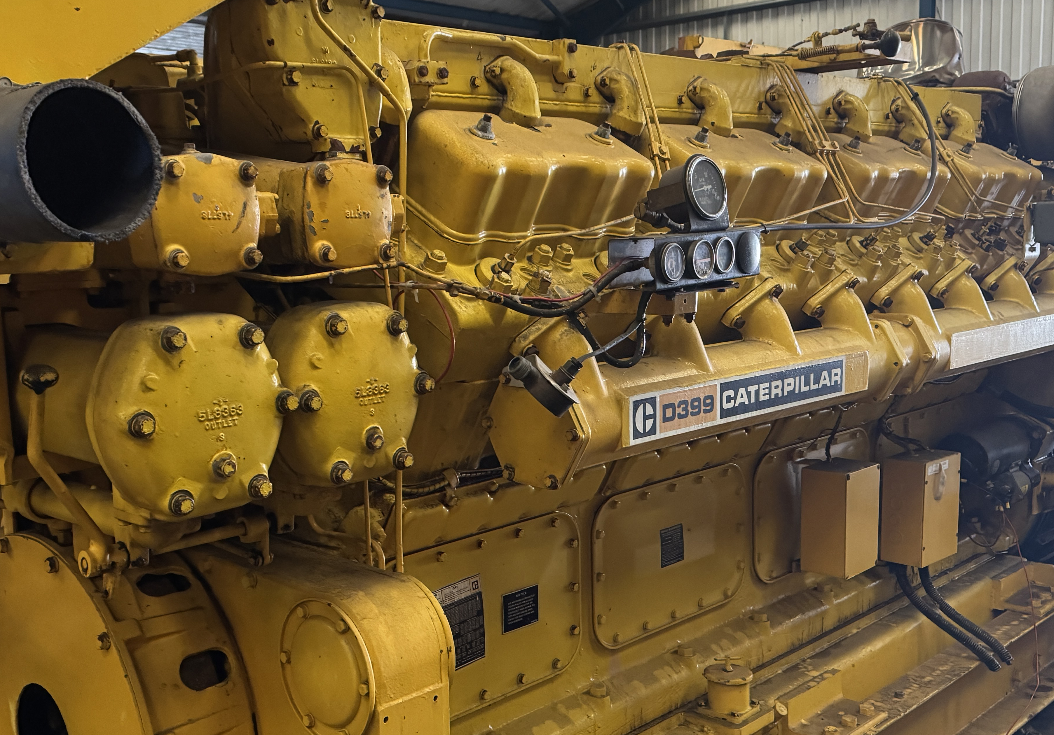 Used Caterpillar 938kVA 750kW Diesel Generator
