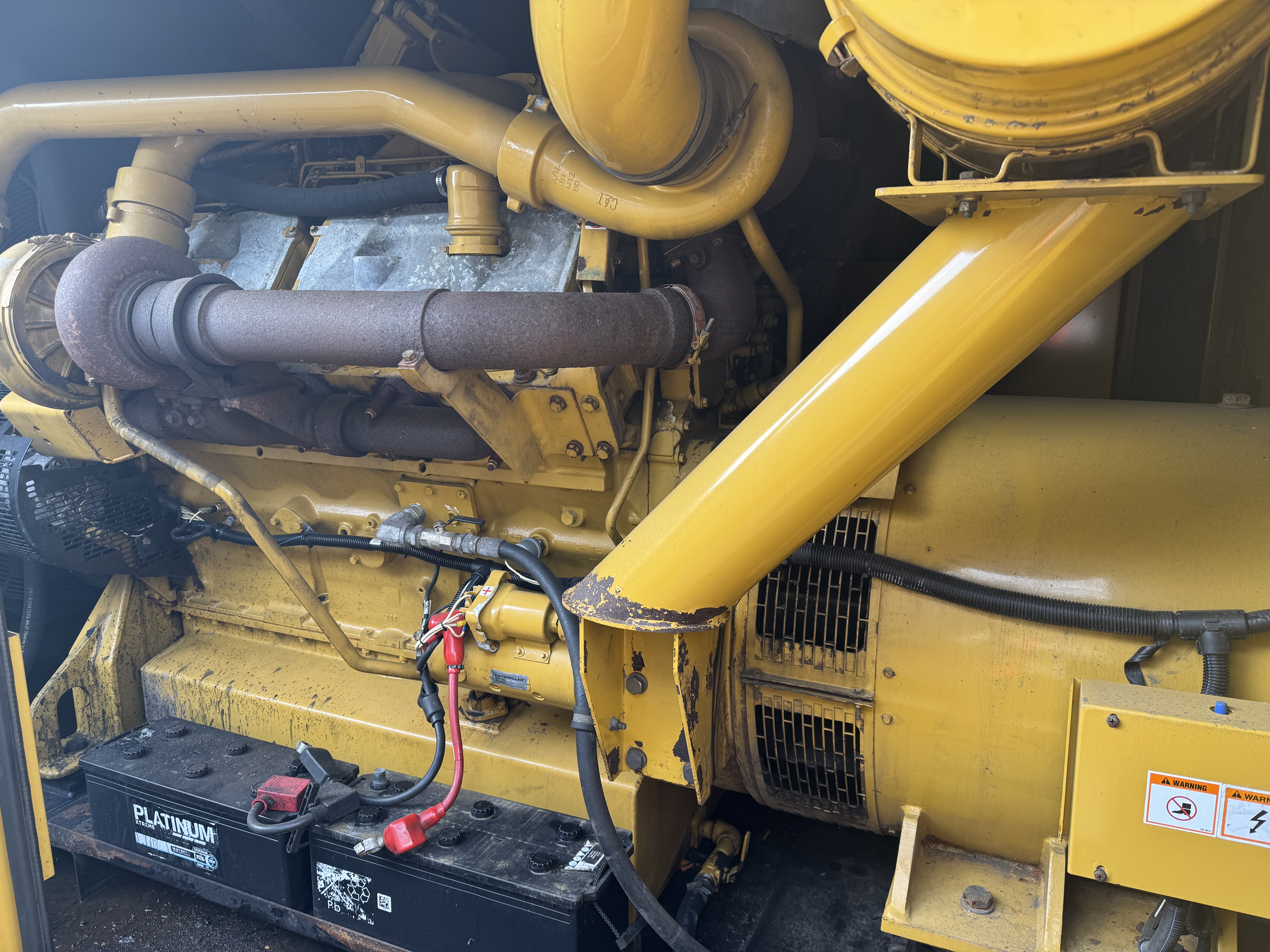 Used Caterpillar 900F 900 kVA Diesel Generator XP9009 for sale