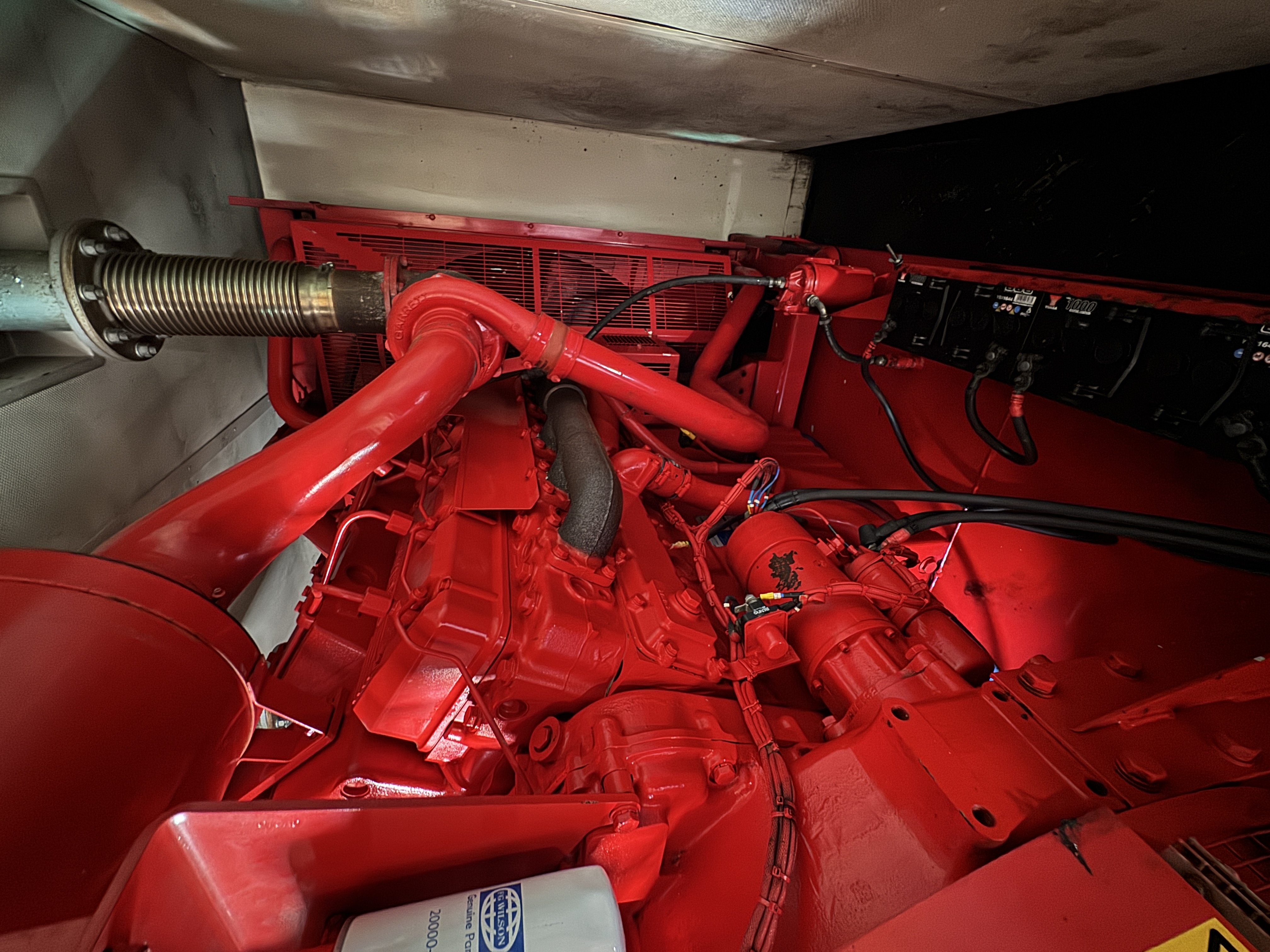 Used Munradtech Perkins 695 kVA 556 kW Diesel Generator XP70021
