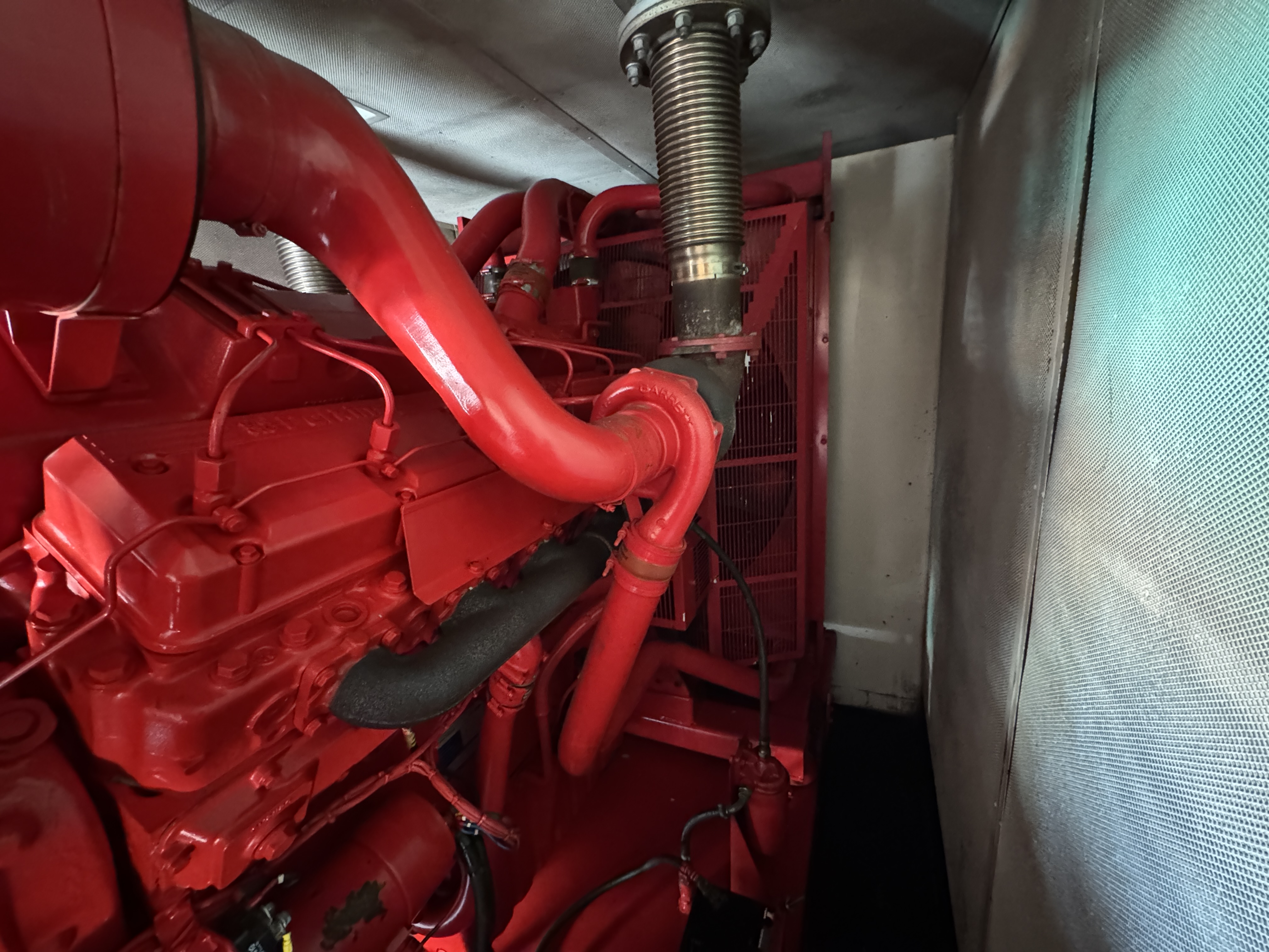 Used Munradtech Perkins 695 kVA 556 kW Diesel Generator XP70021