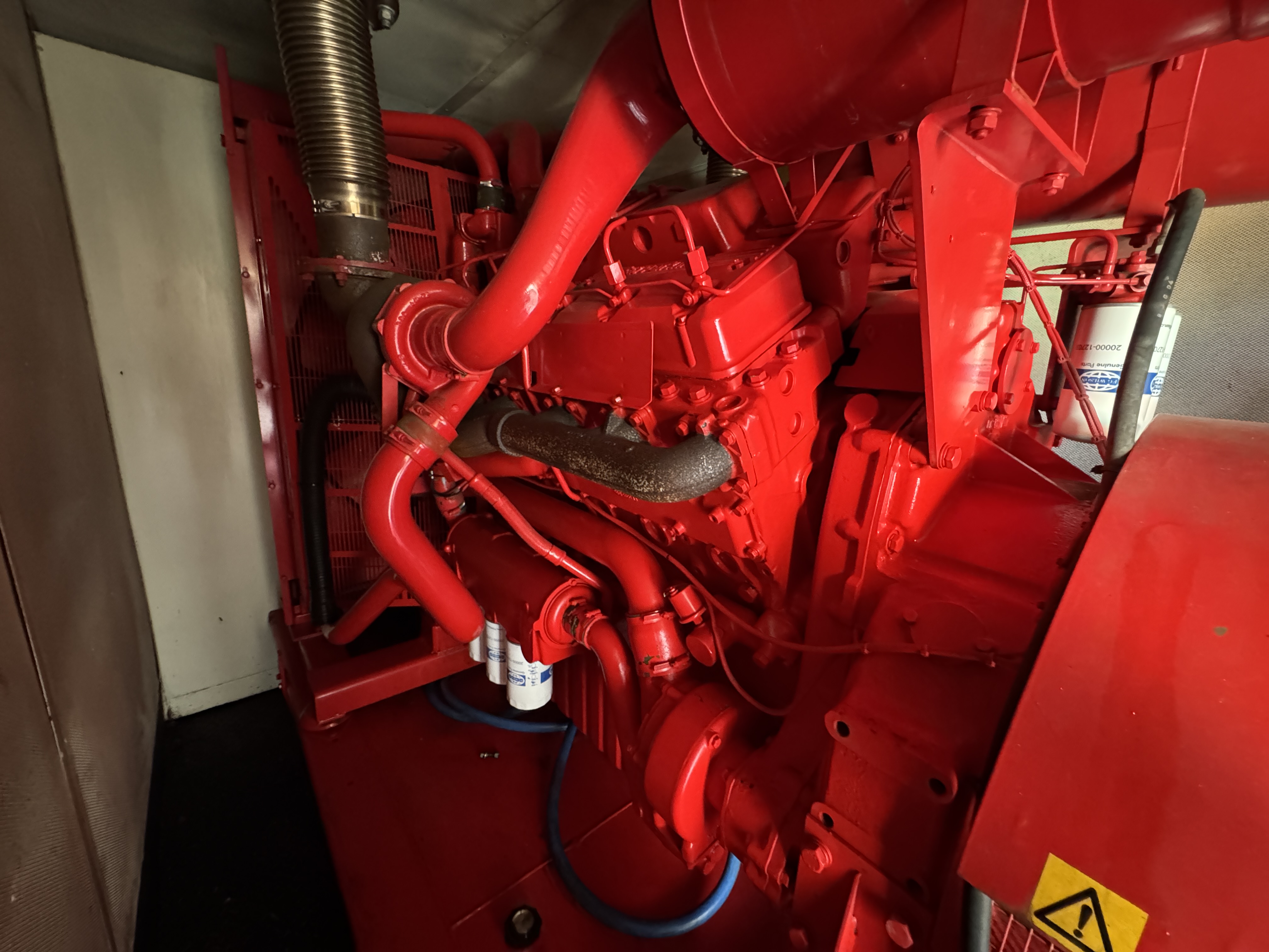 Used Munradtech Perkins 695 kVA 556 kW Diesel Generator XP70021