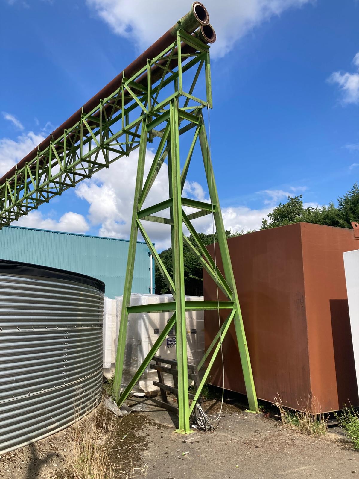 Used Gantry and 12" Pipes