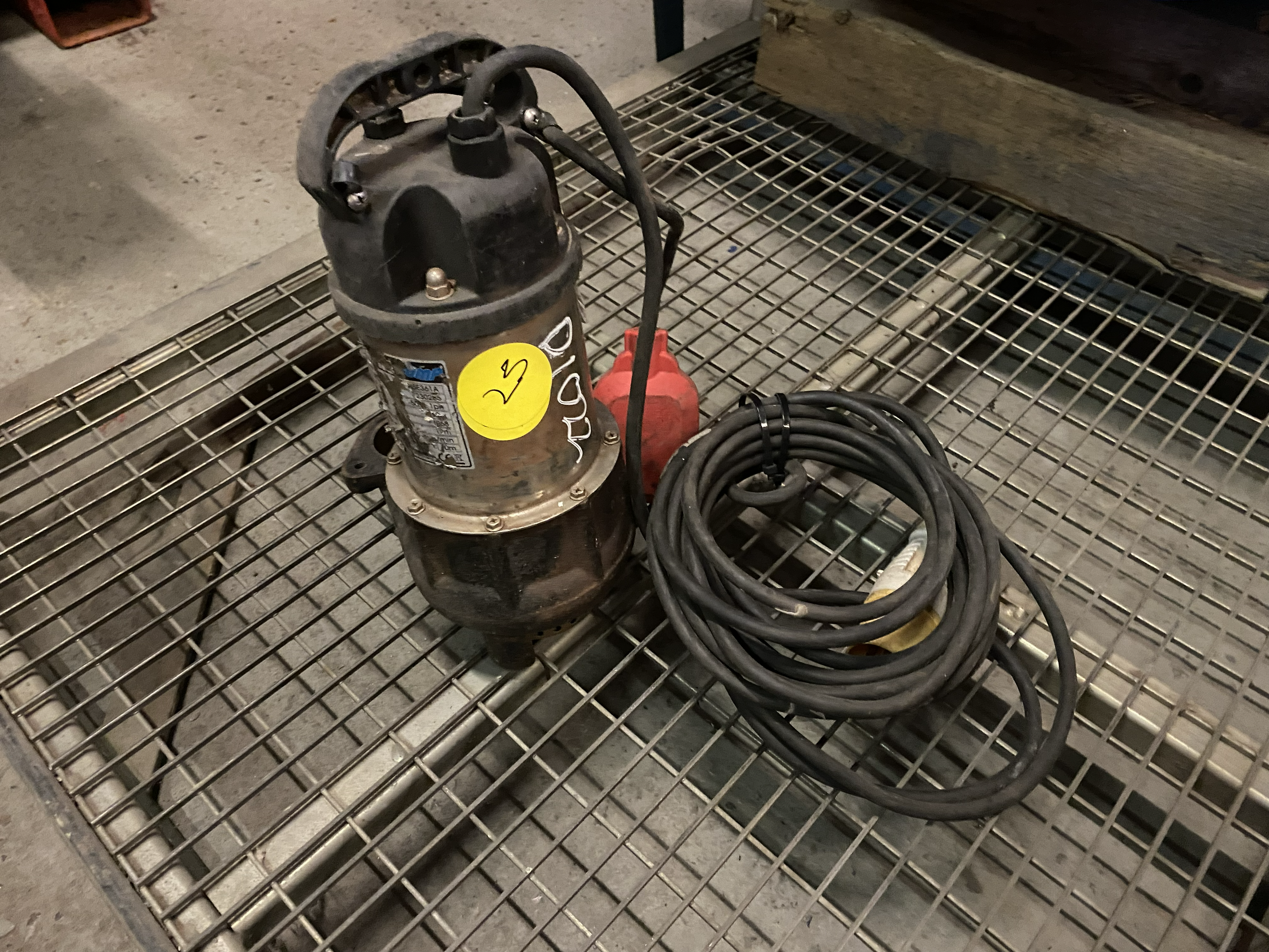 Used Clarke HSE361A Submersible Pump